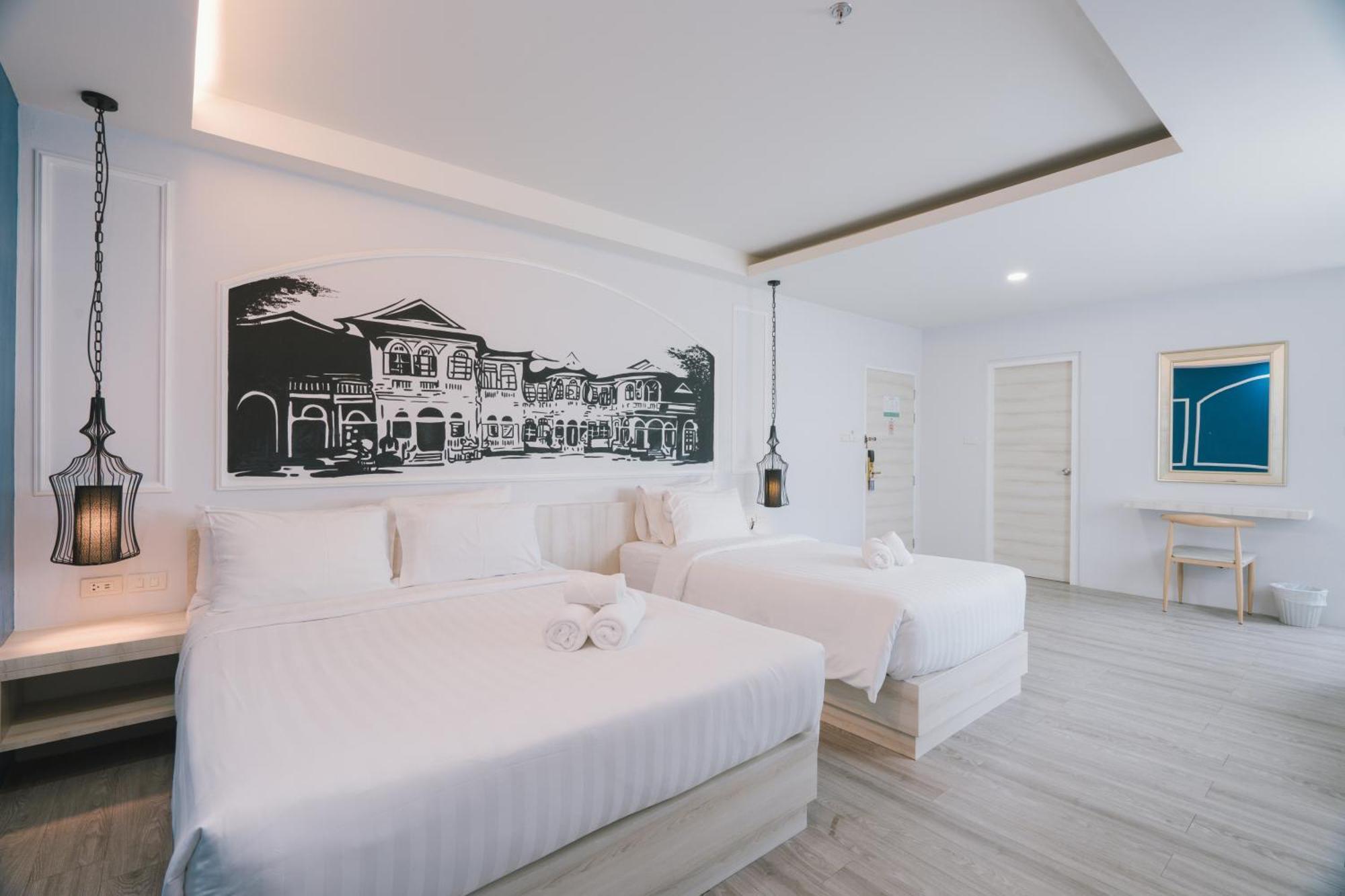 Peranakan House Phuket Room photo